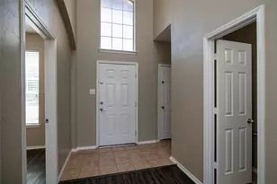 5140 Meandering Creek Ct, Fort Worth, TX 76179 - Photo 2
