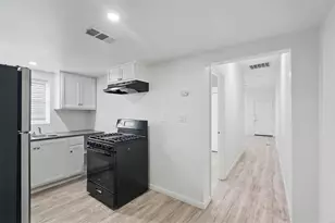 5341 Ash Ln, Dallas, TX 75223 - Photo 4