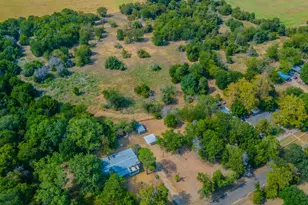 5749 S Rock Creek Loop, Waco, TX 76708 - Photo 32