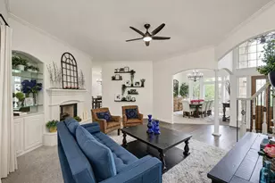 816 Lakeview Ct E, Crowley, TX 76036 - Photo 18
