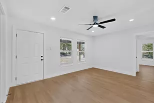 808 Lilac Dr, Garland, TX 75040 - Photo 6