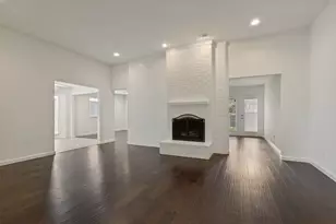 2013 Pleasant Valley Dr, Plano, TX 75023 - Photo 6