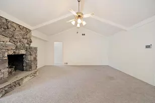 6153 Danbury Ln, Dallas, TX 75214 - Photo 10