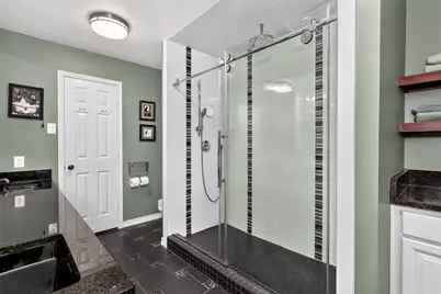2407 Briarcliff Drive, Irving, TX 75062 - Photo 10