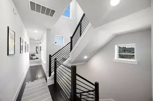 5105 Artemesia Ln, Dallas, TX 75209 - Photo 10