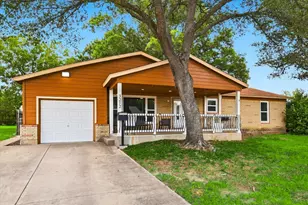 3272 Mimosa Park Dr, Richland Hills, TX 76118 - Photo 1