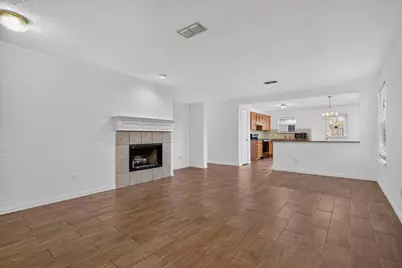 4008 Mantis Street, Fort Worth, TX 76106 - Photo 4