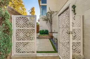 2070 Modern Pl, Dallas, TX 75214 - Photo 2