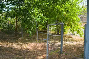 2007 W Commerce St, San Saba, TX 76877 - Photo 10