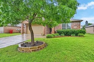 1512 Greenbrier Dr, Van Alstyne, TX 75495 - Photo 2