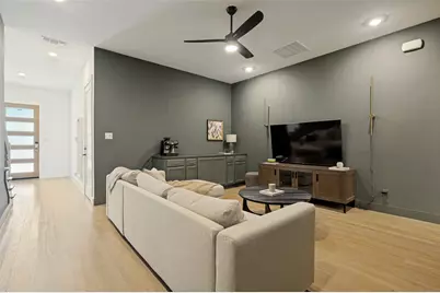 9118 Prado Lane, Dallas, TX 75220 - Photo 10