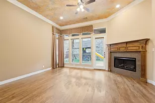 4046 E Hill Dr, Irving, TX 75038 - Photo 6
