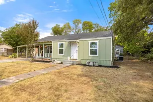 207 E 4th St, Weatherford, TX 76086 - Photo 1