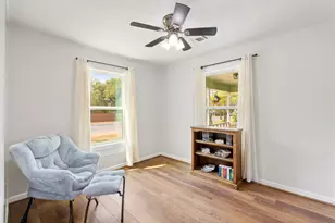 207 E 4th St, Weatherford, TX 76086 - Photo 16