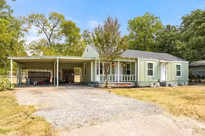 207 E 4th Street, Weatherford, TX 76086 - Photo 2