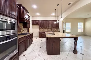 4905 Palm Springs Dr, McKinney, TX 75070 - Photo 2