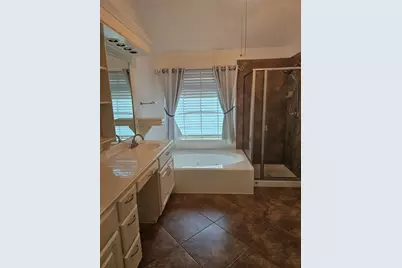5852 Windy Meadow Lane, Grand Prairie, TX 75052 - Photo 16