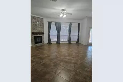 5852 Windy Meadow Lane, Grand Prairie, TX 75052 - Photo 8