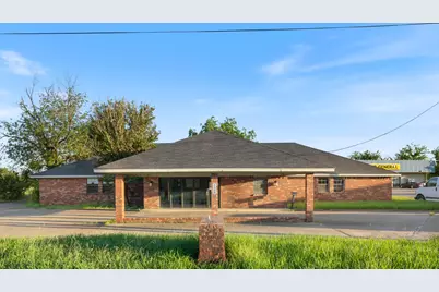 1409 W South Commerce Street, Wills Point, TX 75169 - Photo 2