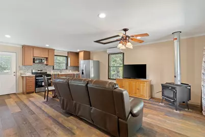 211 David Crockett Trail, Honey Grove, TX 75446 - Photo 10