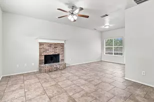 1512 Yellowbird Ct, DeSoto, TX 75115 - Photo 4