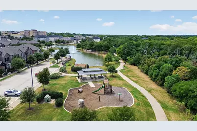 1868 Meyerwood Lane N, Flower Mound, TX 75028 - Photo 32
