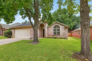 1868 Meyerwood Ln N, Flower Mound, TX 75028 - Photo 1