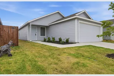 225 Poplar Place, Wilmer, TX 75172 - Photo 2