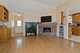 6545 Meadowlark Ln E, Watauga, TX 76148 - Photo 6