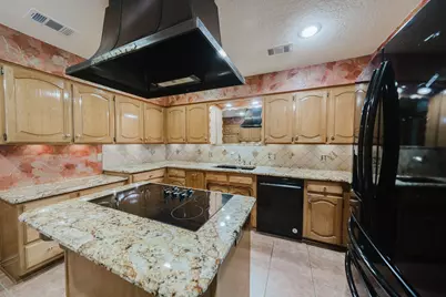 7500 Teakwood Court, Fort Worth, TX 76112 - Photo 6