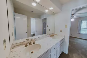 7500 Teakwood Ct, Fort Worth, TX 76112 - Photo 30