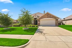 637 Piper Dr, Saginaw, TX 76179 - Photo 24