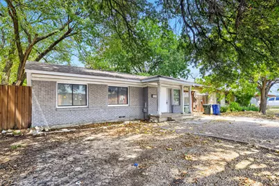 2009 S 1st Street, Garland, TX 75041 - Photo 2