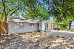 2009 S First St, Garland, TX 75041 - Photo 2