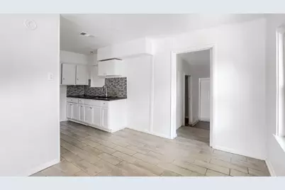 2009 S 1st Street, Garland, TX 75041 - Photo 12