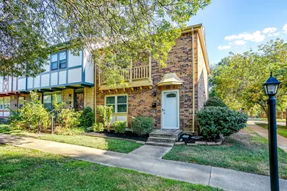 356 Westview Terrace, Arlington, TX 76013 - Photo 2