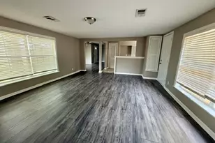 415 E Avenue G, Midlothian, TX 76065 - Photo 4