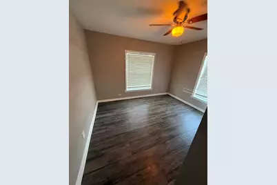 415 E Avenue G, Midlothian, TX 76065 - Photo 8
