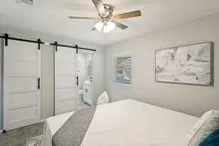 240 Collins Dr, Burleson, TX 76028 - Photo 16