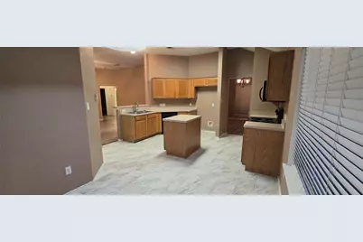 1912 Chapman Drive, Lancaster, TX 75134 - Photo 14