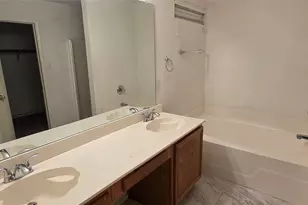 1912 Chapman Dr, Lancaster, TX 75134 - Photo 26