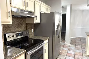 1310 McAnear Ct, Cleburne, TX 76033 - Photo 6