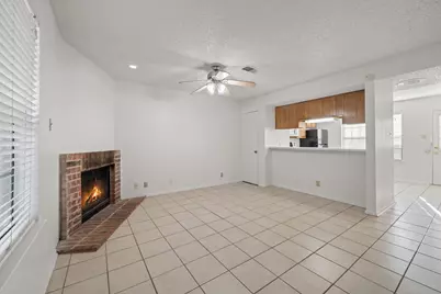 929 W Hickory Street #A2, Denton, TX 76201 - Photo 8