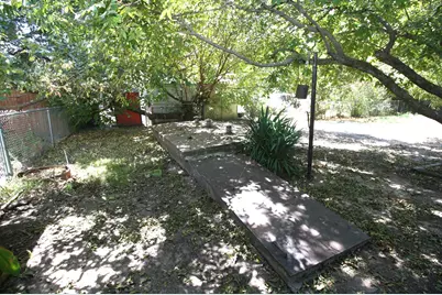 306 S Austin Street, Wolfe City, TX 75496 - Photo 28