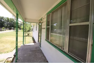 306 S Austin Street, Wolfe City, TX 75496 - Photo 6