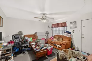 2225 Mayfair St, Ennis, TX 75119 - Photo 4