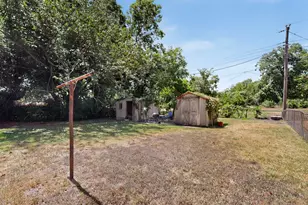 2225 Mayfair St, Ennis, TX 75119 - Photo 24
