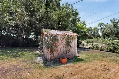 2225 Mayfair Street, Ennis, TX 75119 - Photo 28