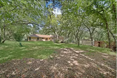 451 Cooks Lane, Fort Worth, TX 76120 - Photo 40