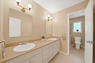 451 Cooks Ln, Fort Worth, TX 76120 - Photo 22